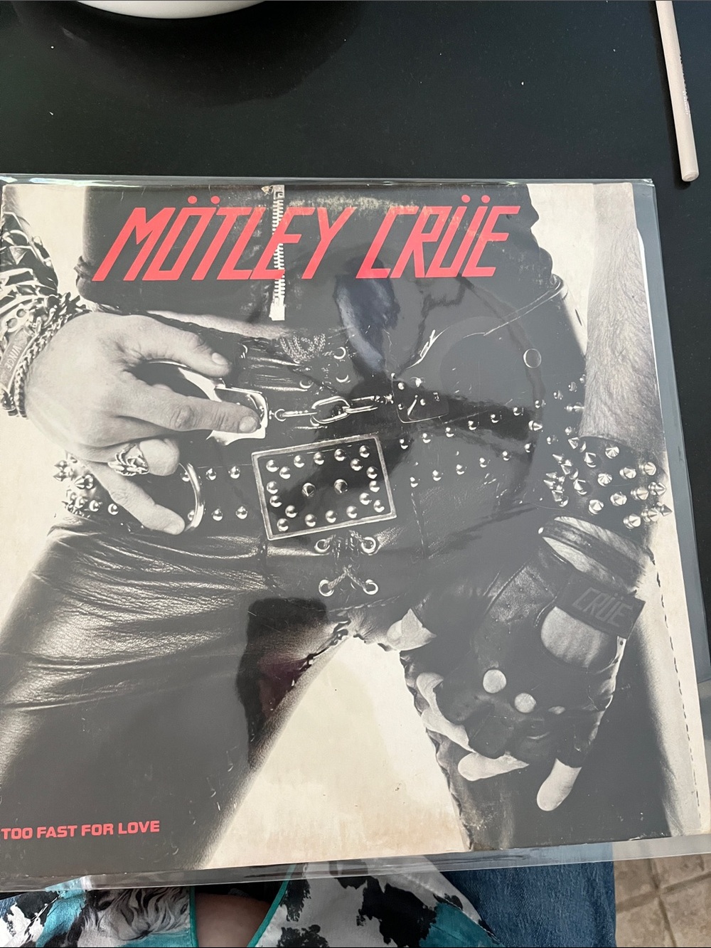 Too fast for love motleycrue album